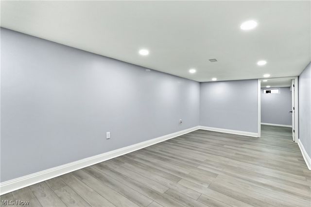 9486 York Road, North Royalton, OH 44133