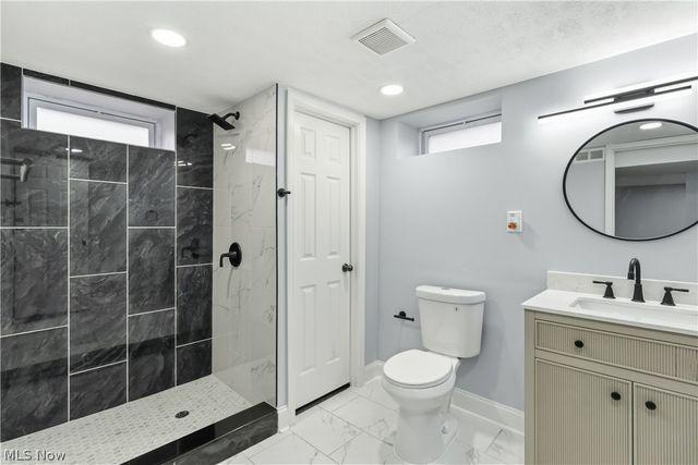 9486 York Road, North Royalton, OH 44133