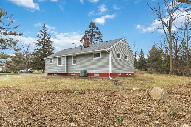 9486 York Road, North Royalton, OH 44133