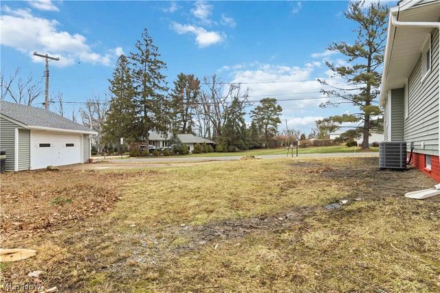 9486 York Road, North Royalton, OH 44133