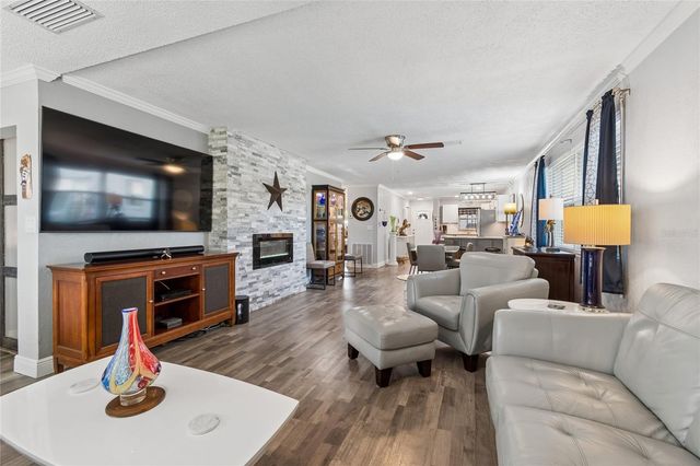 5501 80TH STREET N 102, St Petersburg, FL 33709