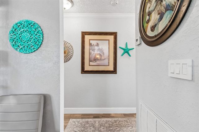 5501 80TH STREET N 102, St Petersburg, FL 33709