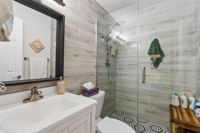 5501 80TH STREET N 102, St Petersburg, FL 33709