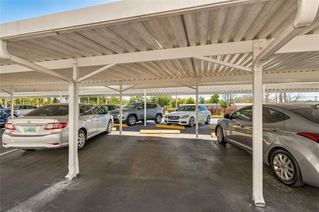 5501 80TH STREET N 102, St Petersburg, FL 33709