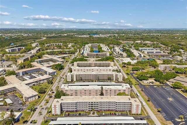 5501 80TH STREET N 102, St Petersburg, FL 33709