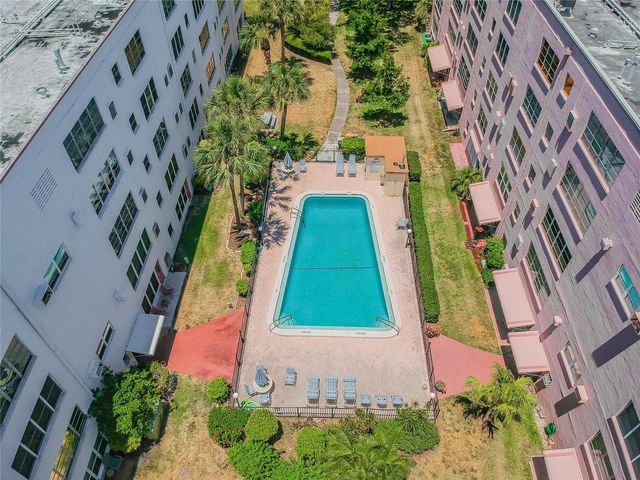 5501 80TH STREET N 102, St Petersburg, FL 33709