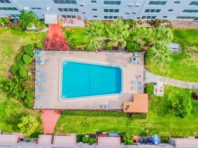 5501 80TH STREET N 102, St Petersburg, FL 33709