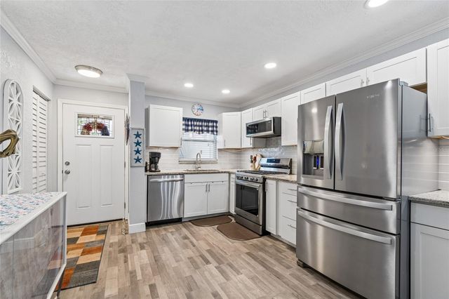 5501 80TH STREET N 102, St Petersburg, FL 33709