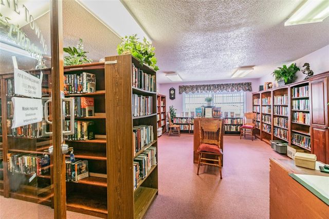 5501 80TH STREET N 102, St Petersburg, FL 33709