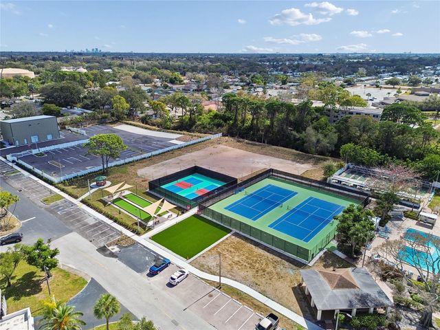 5501 80TH STREET N 102, St Petersburg, FL 33709