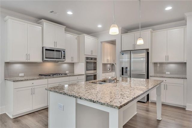 5630 Miners Rdg Street, Cumming, GA 30028