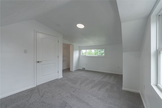 1316 Barkley Rd, Port Vue, PA 15133