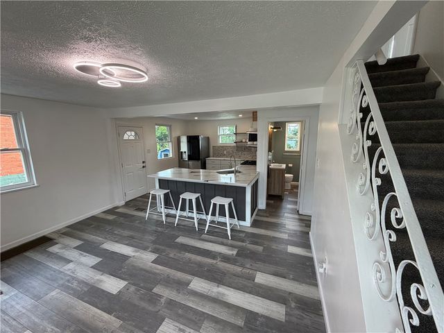 1316 Barkley Rd, Port Vue, PA 15133