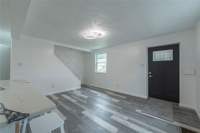 1316 Barkley Rd, Port Vue, PA 15133