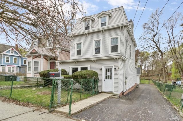 44 Glenwood Avenue, Poughkeepsie, NY 12603