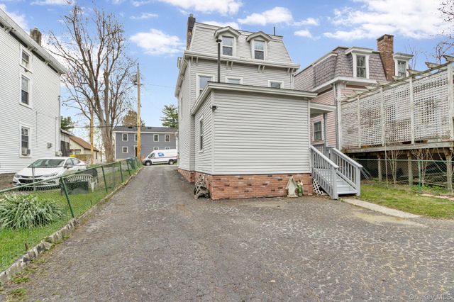 44 Glenwood Avenue, Poughkeepsie, NY 12603