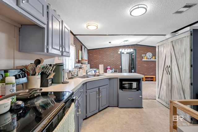 22823 Lanier Road, Robertsdale, AL 36567