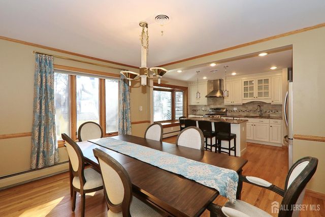 240 Twin Oaks Terrace, Westfield, NJ 07090