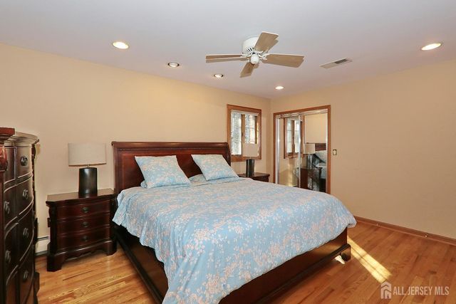 240 Twin Oaks Terrace, Westfield, NJ 07090