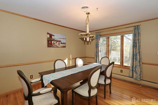 240 Twin Oaks Terrace, Westfield, NJ 07090