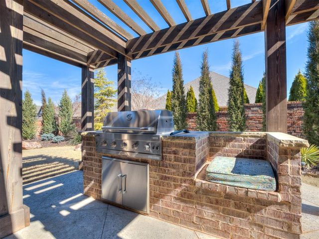 5532 Cotton Tail Lane, Edmond, OK 73025