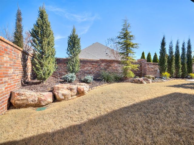 5532 Cotton Tail Lane, Edmond, OK 73025