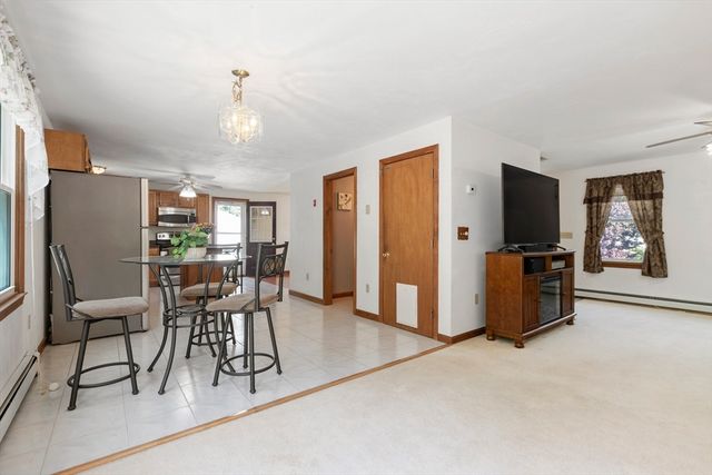 4 Brookside Drive, Douglas, MA 01516