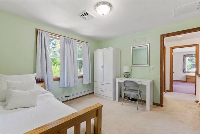 4 Brookside Drive, Douglas, MA 01516