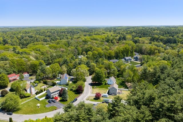 4 Brookside Drive, Douglas, MA 01516