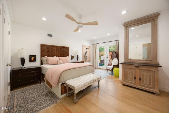 601 Durwood Drive, La Canada Flintridge, CA 91011