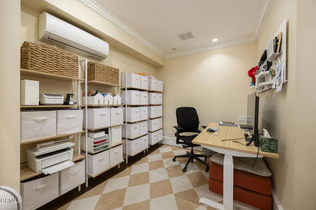 601 Durwood Drive, La Canada Flintridge, CA 91011