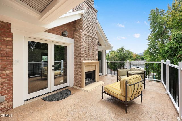 601 Durwood Drive, La Canada Flintridge, CA 91011