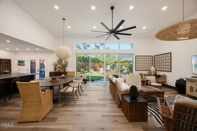 601 Durwood Drive, La Canada Flintridge, CA 91011