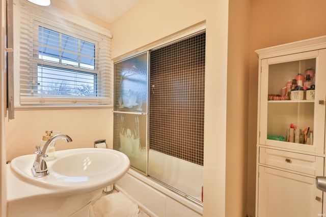 2610 Florida Drive, Fort Wayne, IN 46805