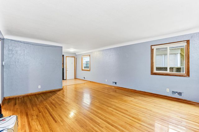 751 Van Buren Avenue, Saint Paul, MN 55104