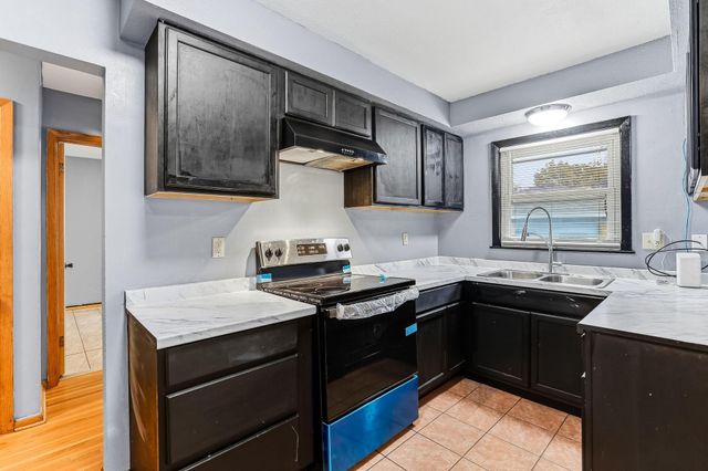 751 Van Buren Avenue, Saint Paul, MN 55104