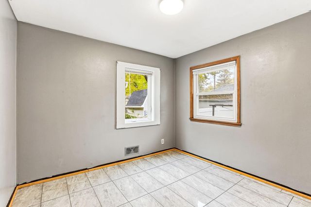 751 Van Buren Avenue, Saint Paul, MN 55104