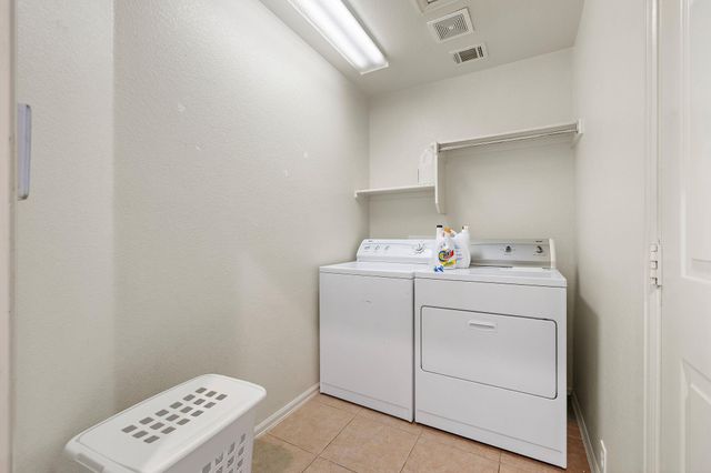 225 King Elder LN, Leander, TX 78641