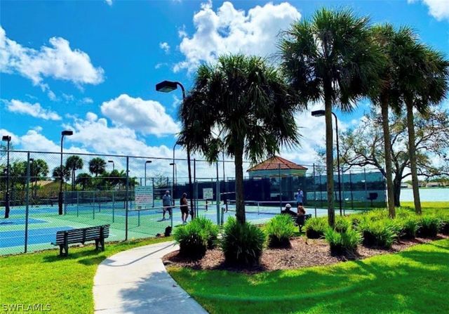 7791 Esmeralda WAY L203, Naples, FL 34109