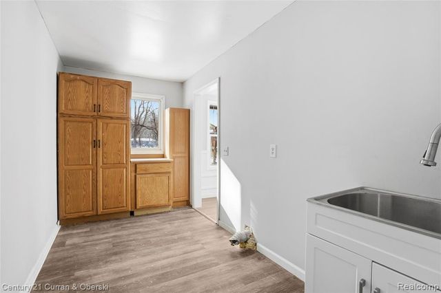 33805 Orangelawn Street, Livonia, MI 48150