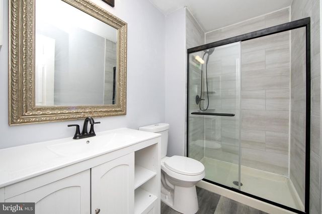 180 INDEPENDENCE DR, Holland, PA 18966