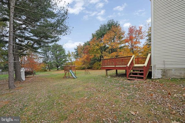 180 INDEPENDENCE DR, Holland, PA 18966