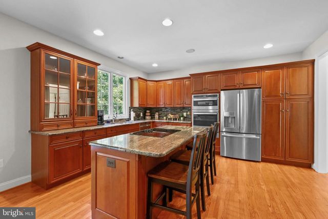 17 LOWBRIDGE PSGE, Medford, NJ 08055