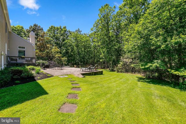 17 LOWBRIDGE PSGE, Medford, NJ 08055