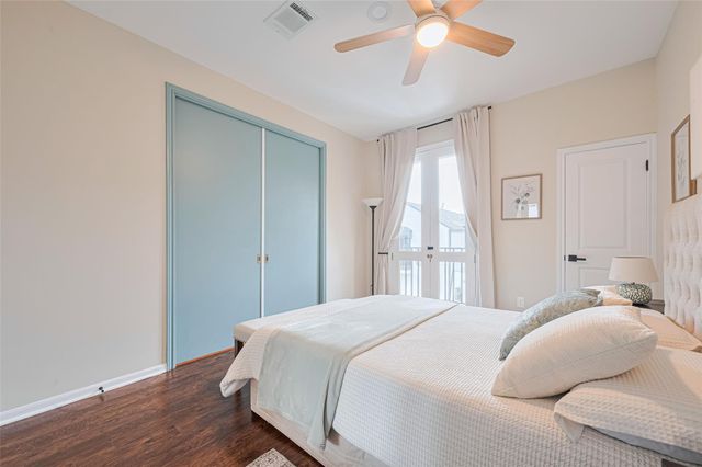 3 River Hollow Lane, Houston, TX 77027