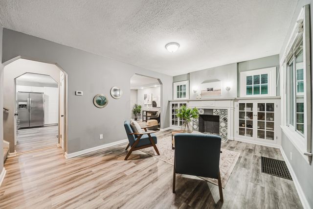 214 S Brinker Avenue, Columbus, OH 43204