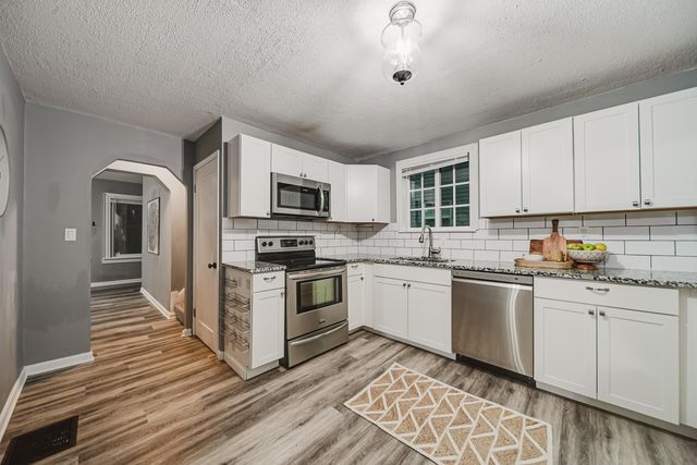 214 S Brinker Avenue, Columbus, OH 43204