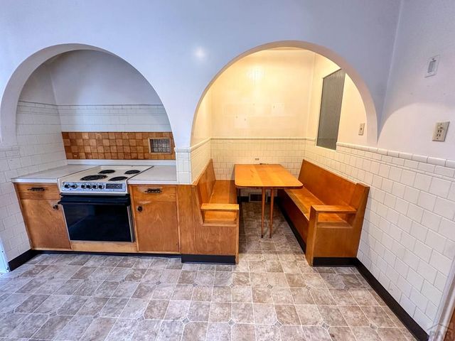 117 S 5th St, Holly, CO 81047