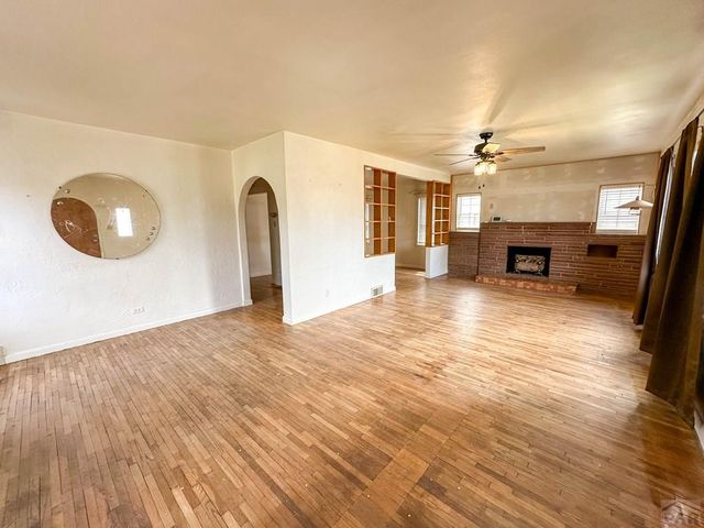 117 S 5th St, Holly, CO 81047