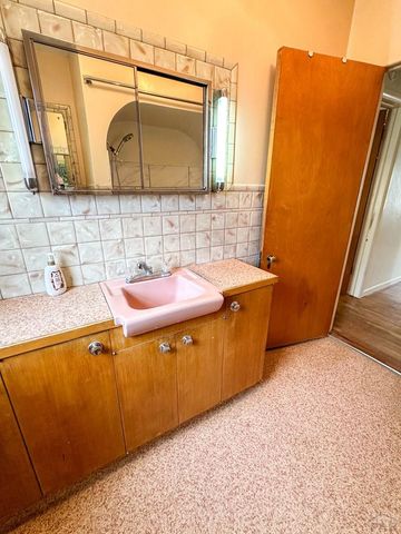 117 S 5th St, Holly, CO 81047
